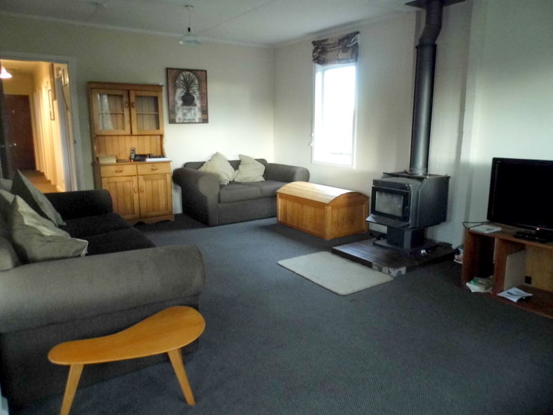 Darfield Hostel Lounge